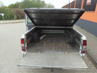 Nissan Double Cab 2.5 TD 4x4 redukce tažné 3T ČR - 11