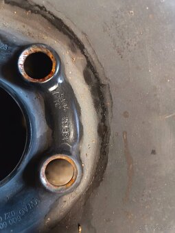 165/70 R14 zimní 2ks Sava 7mm+ na disku Fabia - 11