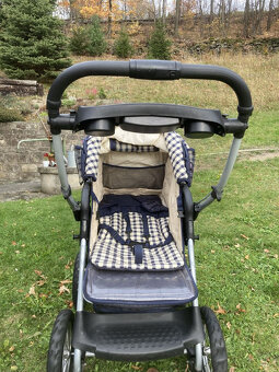 starší kočárek - 11
