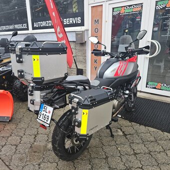 QJ Motor SRT 600 SX, ČR,pouze 3.471 km 3x kufr,ABS - 11