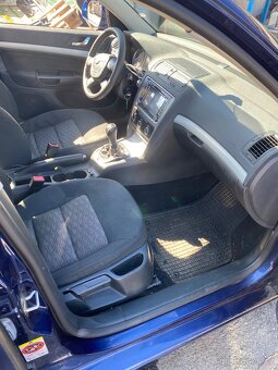 Octavia combi 1.6tdi 77kw rok 2010 - 11