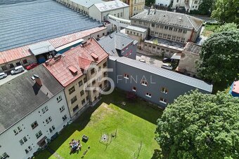 Prodej bytu po rekonstrukci s dispozicí 2+1 a společnou zahr - 11