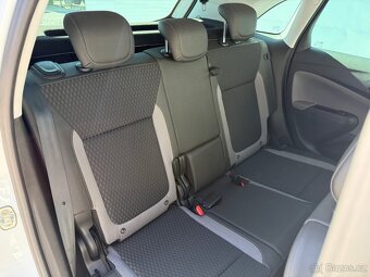 Opel Crossland X, 1,2 81kW, ČR, Serv. kniha, 1.Maj - 11
