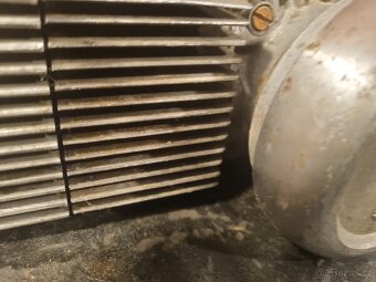 Motor babeta 207 - 11