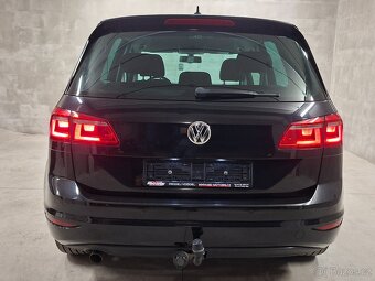 VW Golf 7 SportsVan 1.6 TDI, 81kW, DIGI KLIMA,WEBASTO, TAŽNÉ - 11