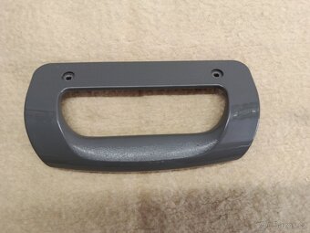 Madlo dveří lednice - 11