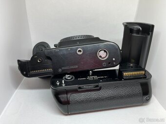 Canon EOS 1 HS - 11