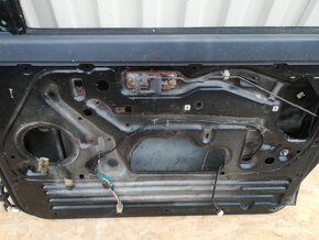 Pravé přední dveře Nissan Patrol GR Y60 - 11