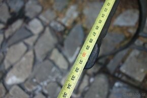 Šicí stroj - nohy - litina - Singer - 11