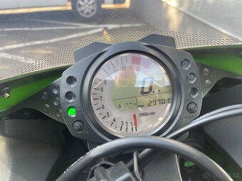 Kawasaki ZX10R Ninja 2007 - 11