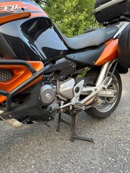 Honda XL 1000V Varadero - 11
