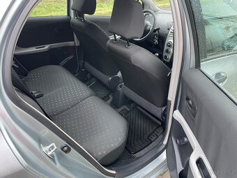 Toyota Yaris 1.0i benzin 51kw, koupeno CZ - 11