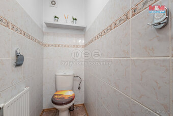 Prodej rodinného domu, 329 m², Jeneč, ul. Západní - 11