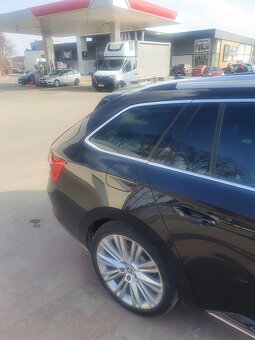 Originální alu kola R19 Škoda Superb - 11