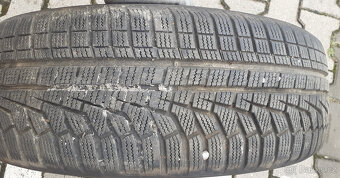 Zimní pneu 225/45R17 Nokian Runflat pěkný vzorek - 11