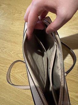 Michael Kors kabelka - 11