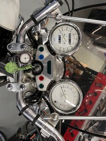 YAMAHA VIRAGO XV1100 - 11