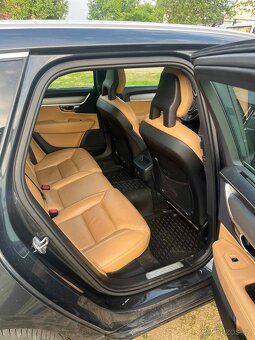 Volvo V90 D4 Inscription AWD | Panorama, PilotAssist - 11