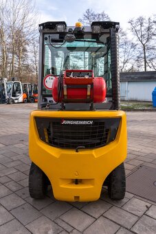 Vysokozdvižný vozík Jungheinrich TFG 430s (VV0187) - 11