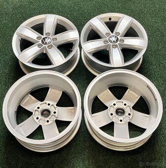 5x112 R16 Originál VW T-Roc / Corvara - jako nové - ET 43 - 11