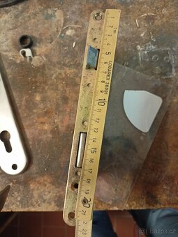 Zadlabací zámek - pro cylindrickou vložku 90/50/20 - 11