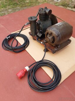 Kompresor historický - 11