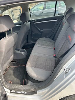 VW Golf V 1.6 FSI 85 Kw. GOAL - 11