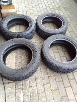 Unigrip lateral Force A/T 225/60/R17 - 11