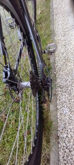 hardtail horské  kolo GT Avalanche - 11