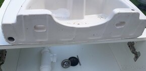 Koupelnova skříň  s umyvadlem - 11