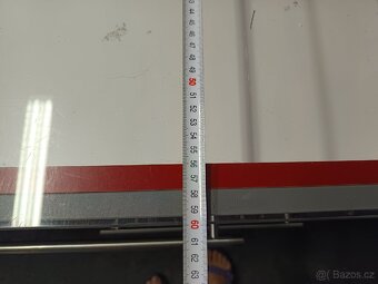 Vybavení obchodu - drážkové panely, pult, skříň - 11
