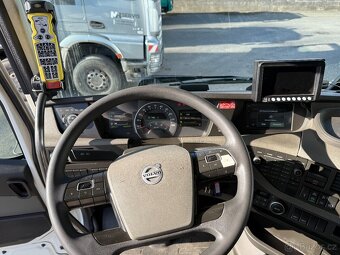 Volvo FH 460 6x2 včetně nosiče kontejnerů MEILLER - 11