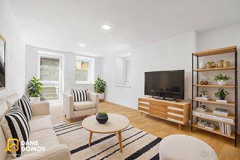 Prodej bytu 2+kk (85m2)  s terasou a předzahrádkou 130 m2 -  - 11