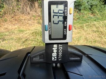 2x Letní pneu Hankook VENTUS S1 Evo³ - 235/40 R19 XL - 85% - 11