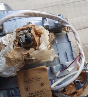 Originální nový motor uloženka IŽ PLANETA IŽ JUPITER IŽ350 - 11