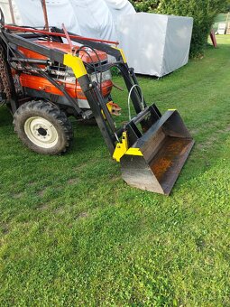 Malotraktor kubota GL 25 Grandel s čelním nakladačem - 11