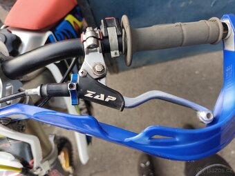 Suzuki RMZ 250, super stav, ZIMNÍ cena, bez investic - 11