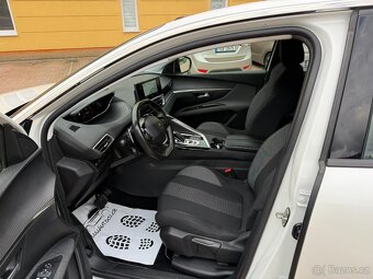 PEUGEOT 5008 II FL 1.2 PureTech 96kW-2022-138.609KM-7MÍST - 11