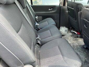 Renault Espace 2.0 Diesel 96kw r.v.2010 - 11