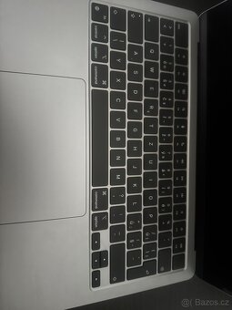 MacBook Air 13" M2 (2022) – Space Gray - 11