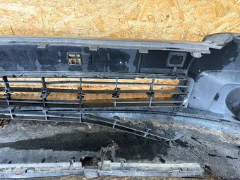 PŘEDNÍ NÁRAZNÍK CITROEN JUMPY II - 11