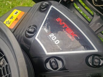 Zahradni traktor Partner (Husqvarna) P200107HRB - 11