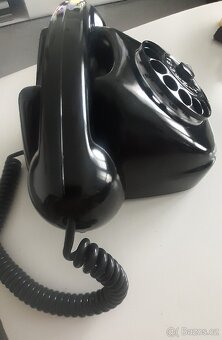 Starý telefon Tesla T65S - 11