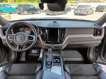 Volvo XC60 2,0 4x4,R-DESIGN,SERVISKA,PANO - 11