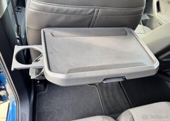 Volkswagen Touran 1.5 TSI DSG 7MÍST benzín automat 110 kw - 11