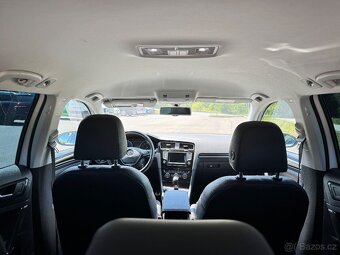 VW Golf VII variant 2.0 TDI BMT Highline - 11