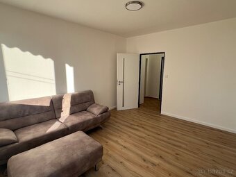 Pronájem bytu 2+1 v Brně-Chrlicích - 11