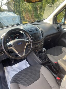 Ford Turneo Courier - 11