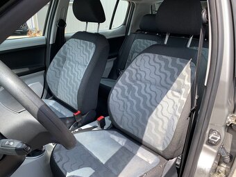 Škoda Fabia II 1.4 16V Ambiente r.v.2008 - 11