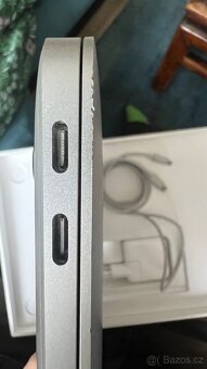 Apple MacBook Air M1 S PŘÍSLUŠENSTVÍM - 11